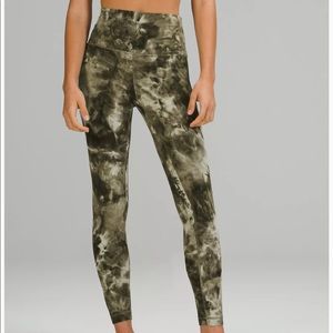Lululemon Align High-Rise Leggings 25 in. - Diamond Dye Light Sage Medium Olive